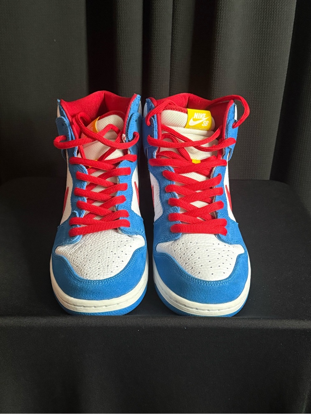 Men’s High-Top Sneakers in Blue/White with Red Accents